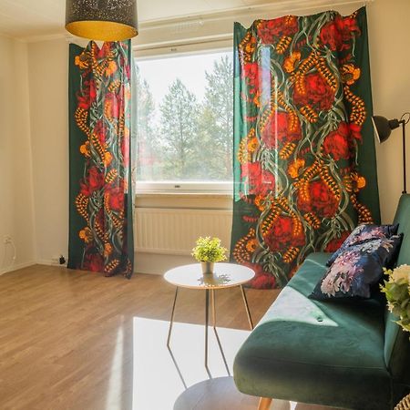 Design Apartment With Lake View, Sauna, Fireplace โรวานิเอมิ ภายนอก รูปภาพ
