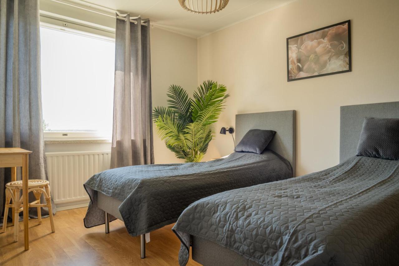 Design Apartment With Lake View, Sauna, Fireplace โรวานิเอมิ ภายนอก รูปภาพ