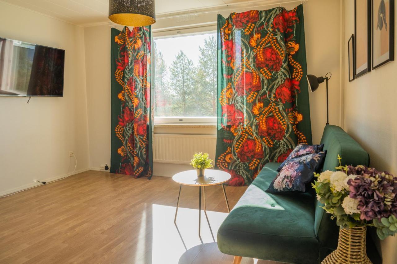 Design Apartment With Lake View, Sauna, Fireplace โรวานิเอมิ ภายนอก รูปภาพ