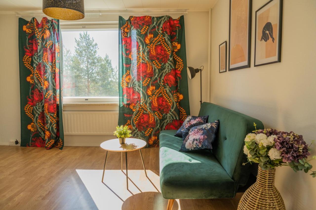 Design Apartment With Lake View, Sauna, Fireplace โรวานิเอมิ ภายนอก รูปภาพ