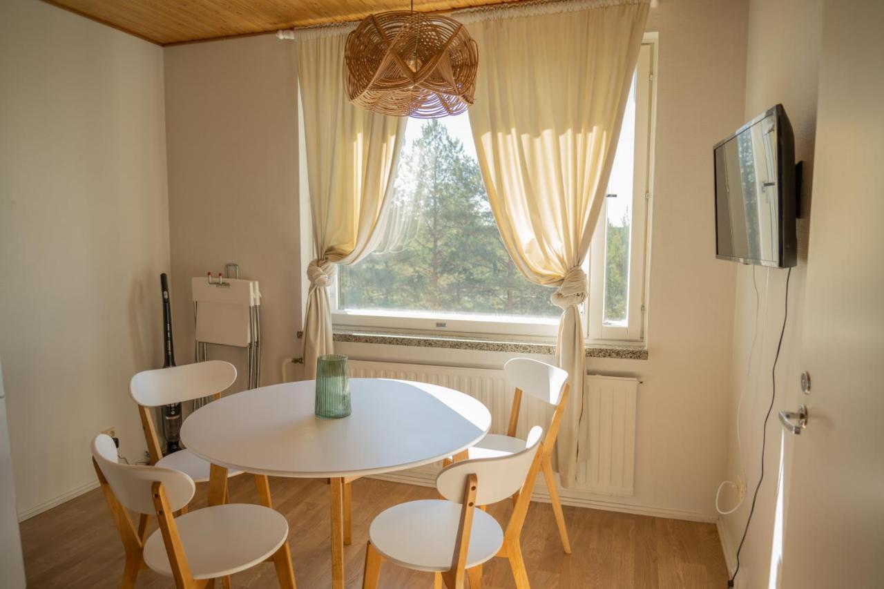 Design Apartment With Lake View, Sauna, Fireplace โรวานิเอมิ ภายนอก รูปภาพ